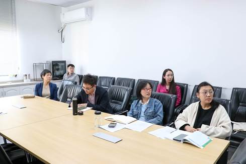 说明: G:\#1 材纺体育博彩
-公共\1 材料工程系工作日志\3 基层教学组织\2022-2023-2\聘课照片\4.26 教师竞课\20230426-IMG_1529.jpg